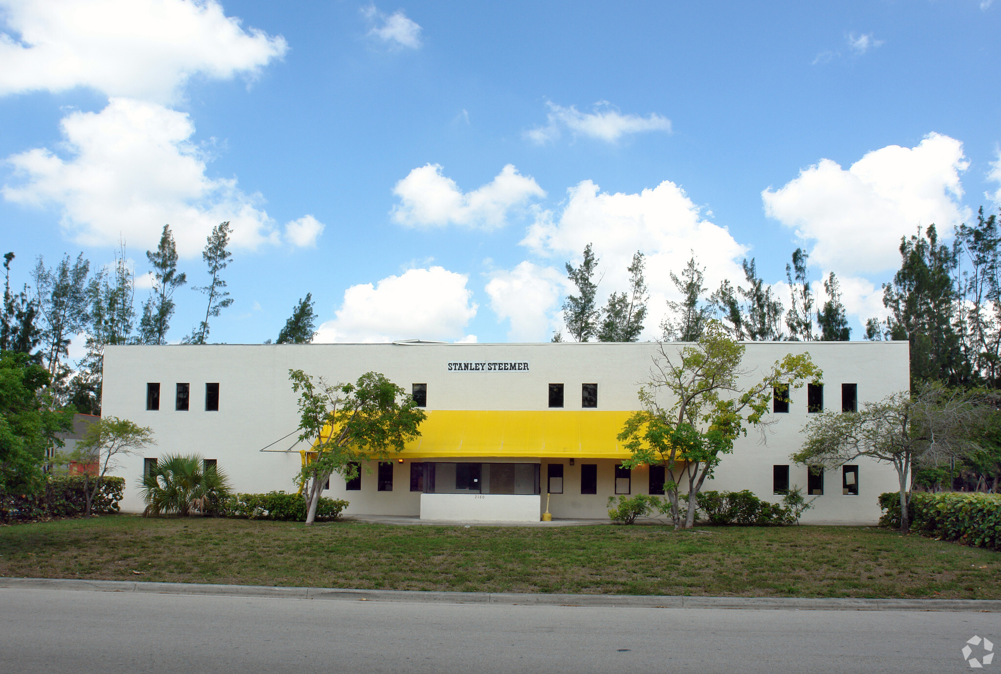 2180 NW 94th Ave, Miami, FL for Rent