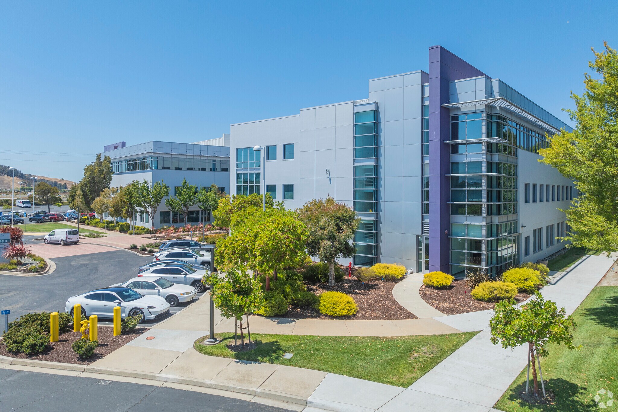 7999 Gateway Blvd, Newark, CA for Rent