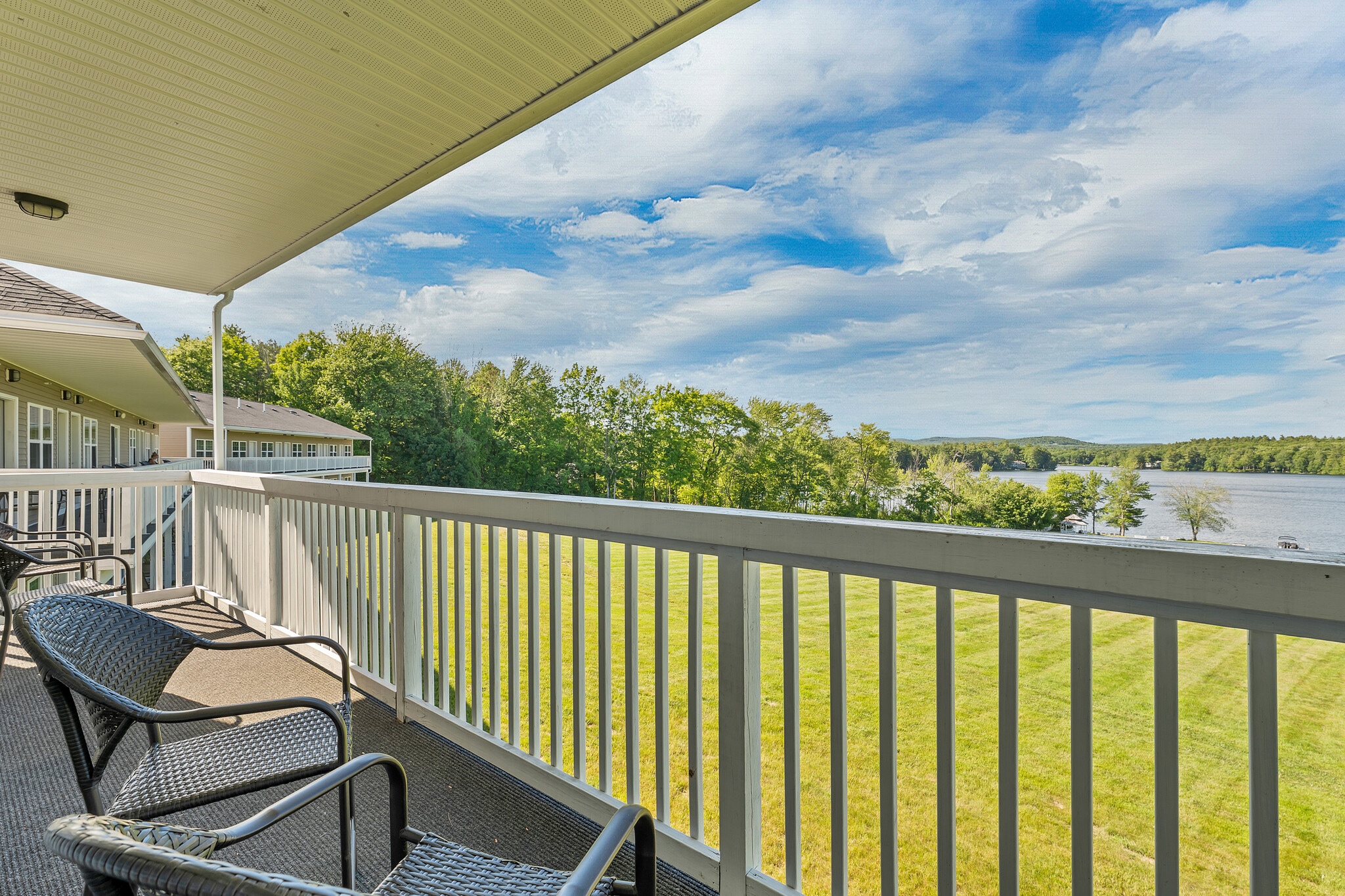 280 S Main St, Wolfeboro, NH for Sale