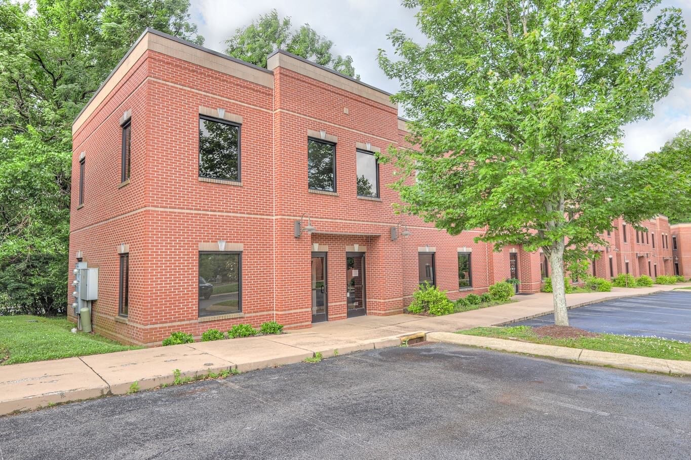 106 Mission Ct, Franklin, TN for Sale
