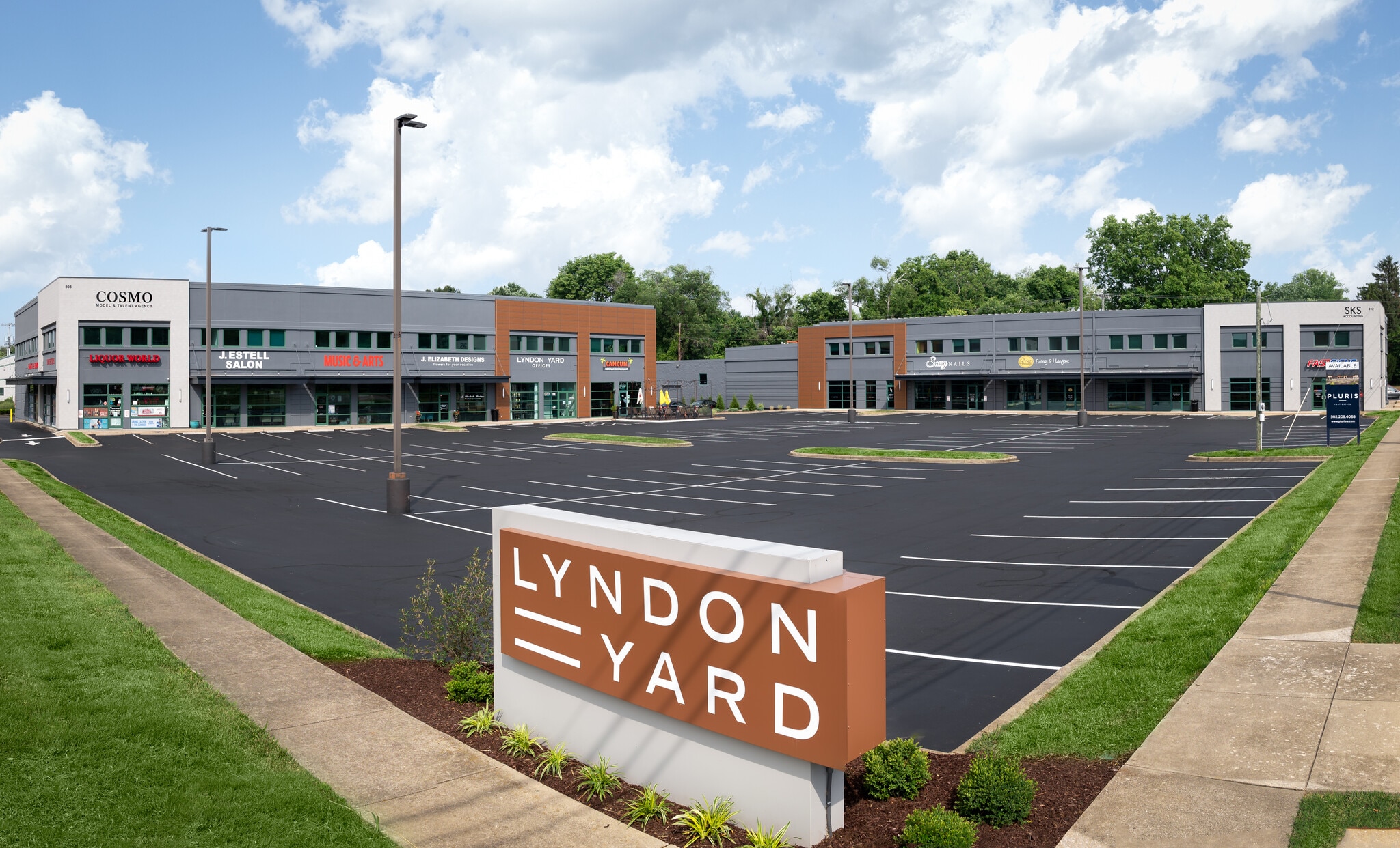 808-812 Lyndon Ln, Louisville, KY for Rent