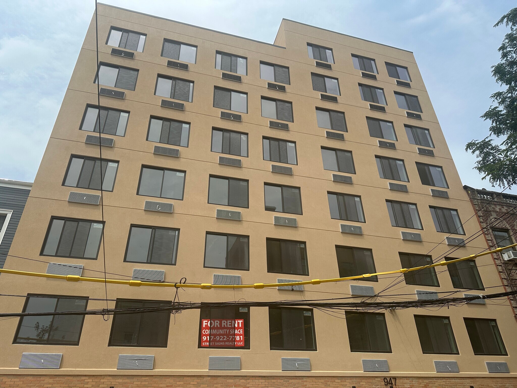 947 College Ave, Bronx, NY for Rent