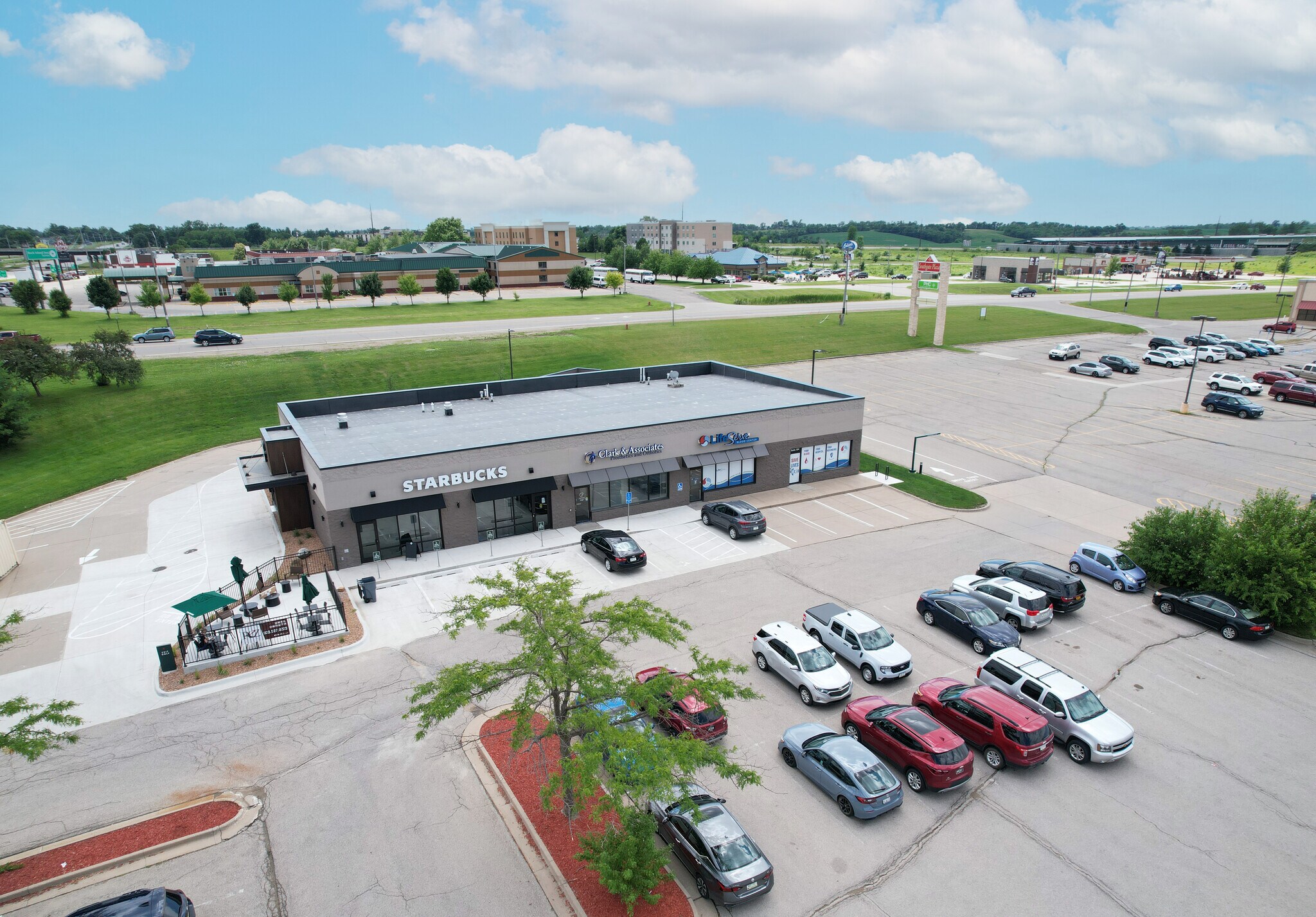 3109 S Center St, Marshalltown, IA for Sale