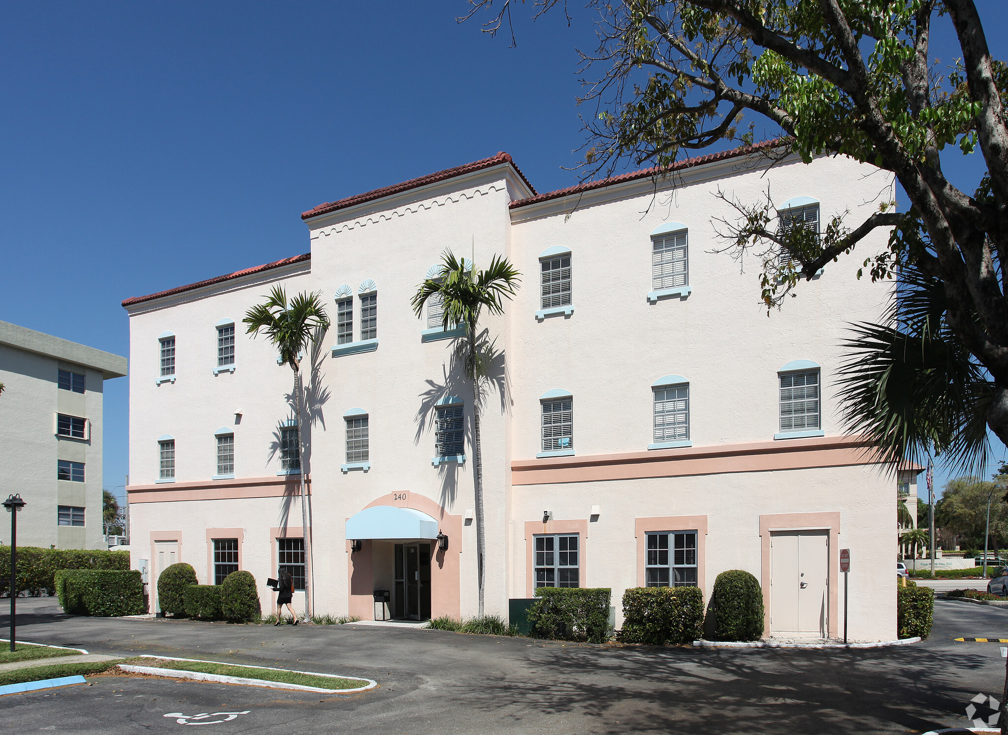 240 W Palmetto Park Rd, Boca Raton, FL for Rent