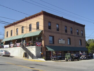 Williams Bay, WI Storefront Retail/Residential - 22 Geneva St