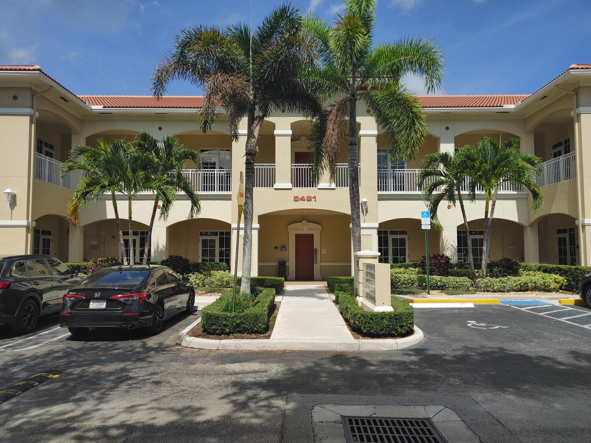 5491 N University Dr, Coral Springs, FL for Rent