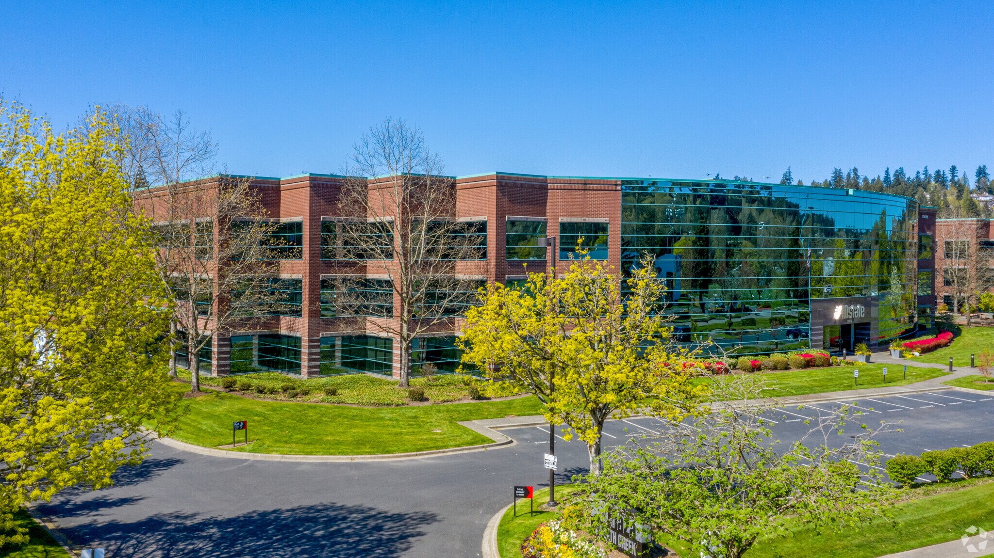 18911 North Creek Pky, Bothell, WA for Rent