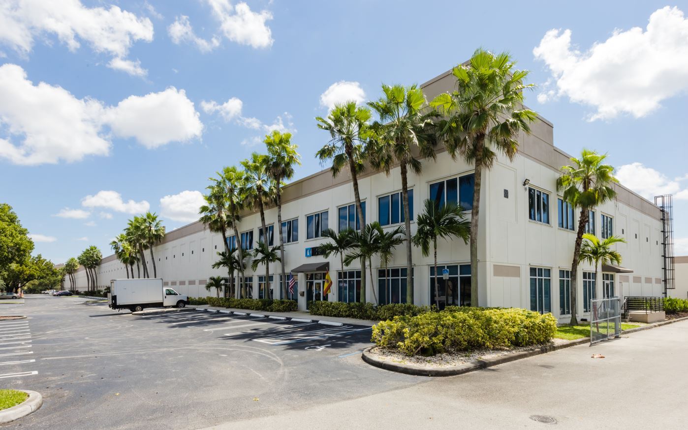 8181 NW 14th St Doral, FL 33126 Industrial Park Property for Lease on
