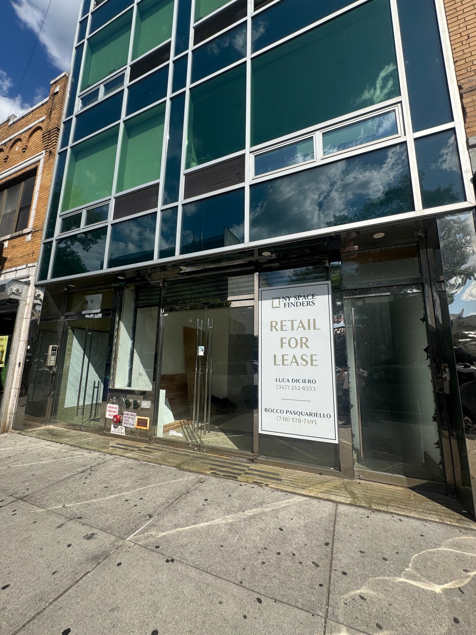 28-25 Steinway St, Astoria, NY for Rent