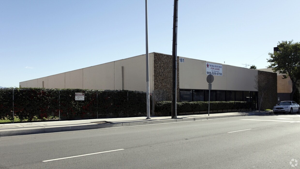 181 S E St, San Bernardino, CA for Sale