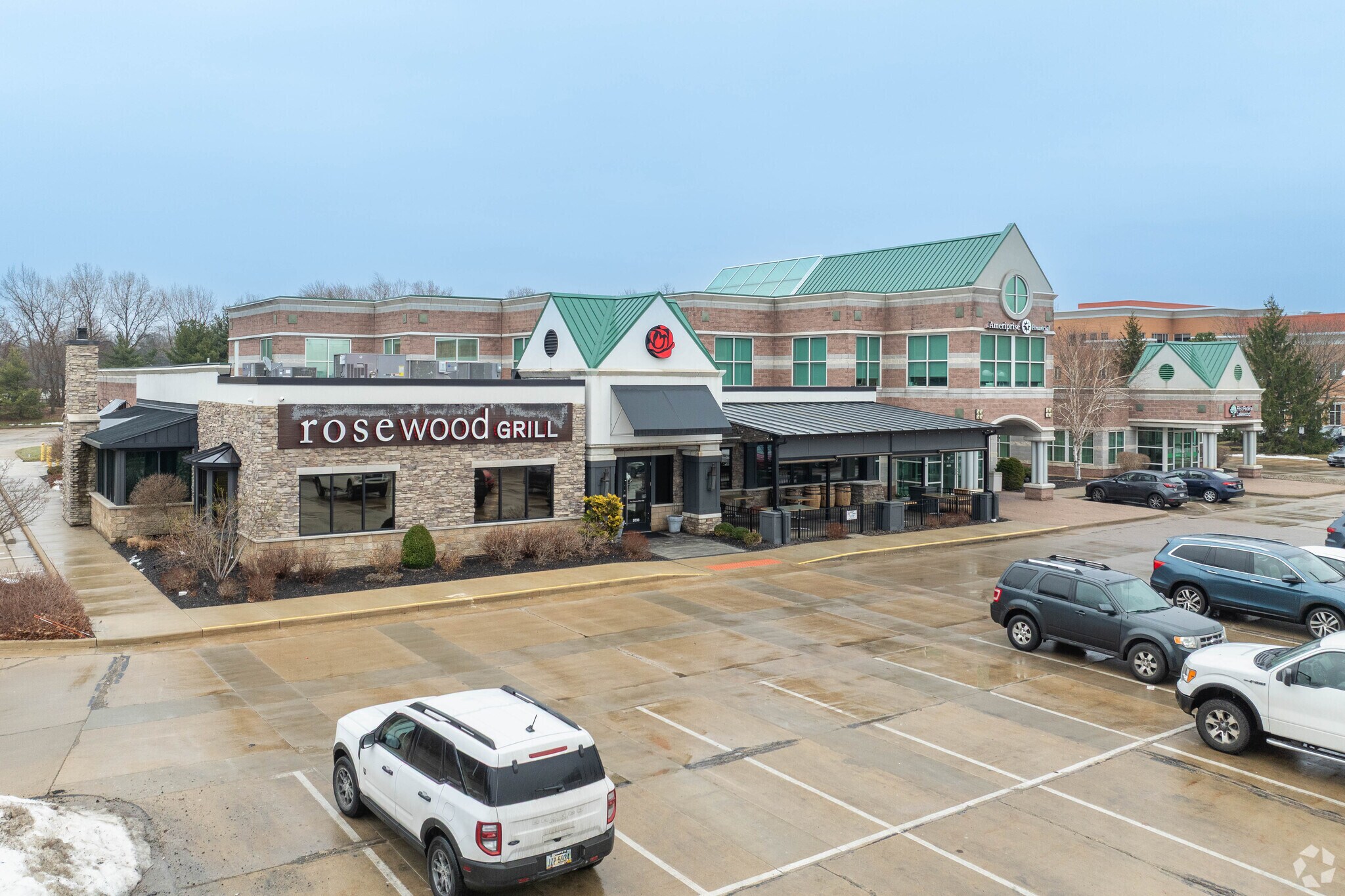 2035 Crocker Rd, Westlake, OH for Rent