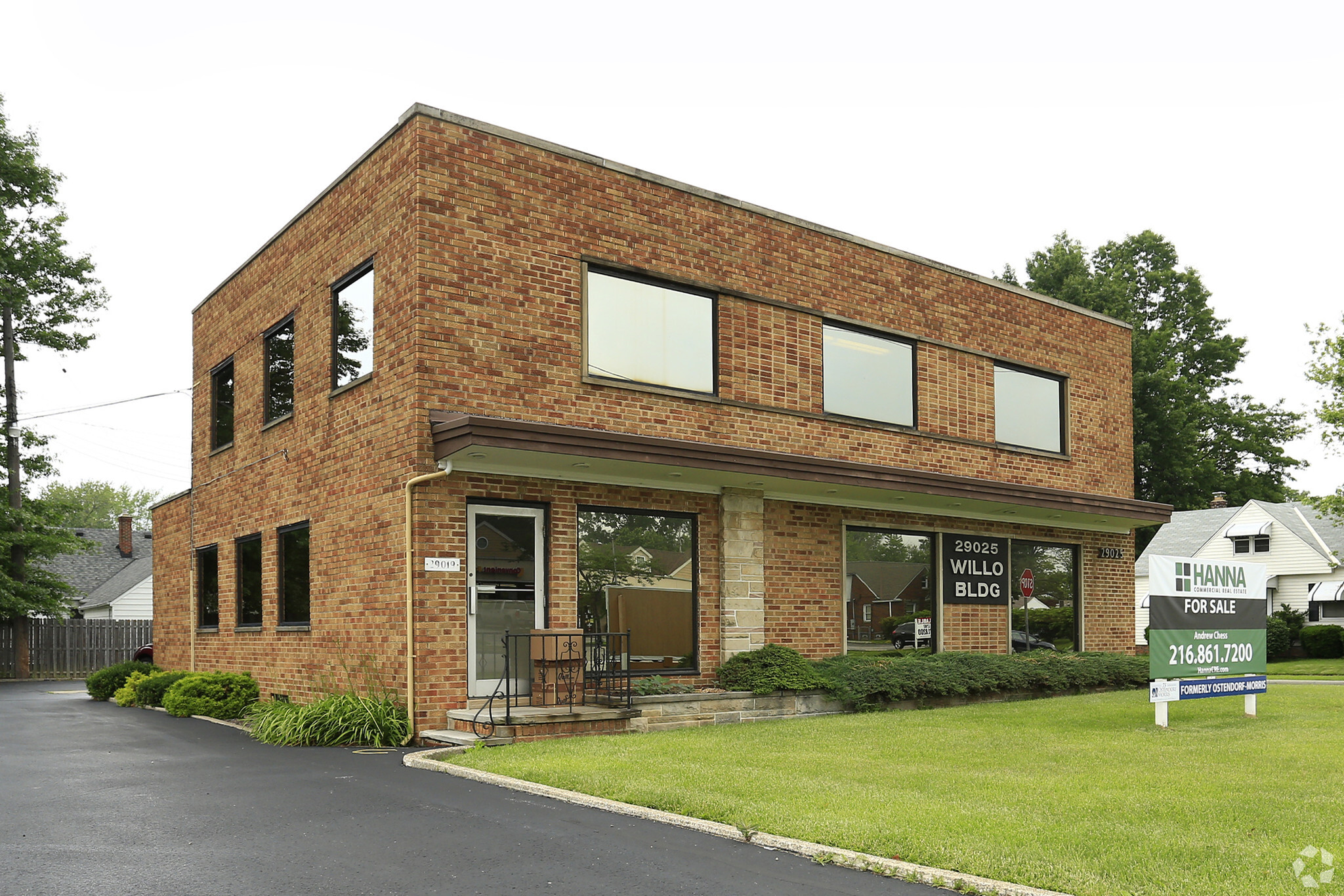 29025 Lake Shore Blvd, Willowick, OH for Rent