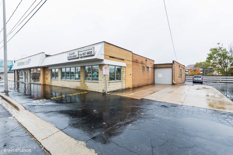 4535 Southwest Hwy Oak Lawn, IL 60453 Flex Property for Sale on