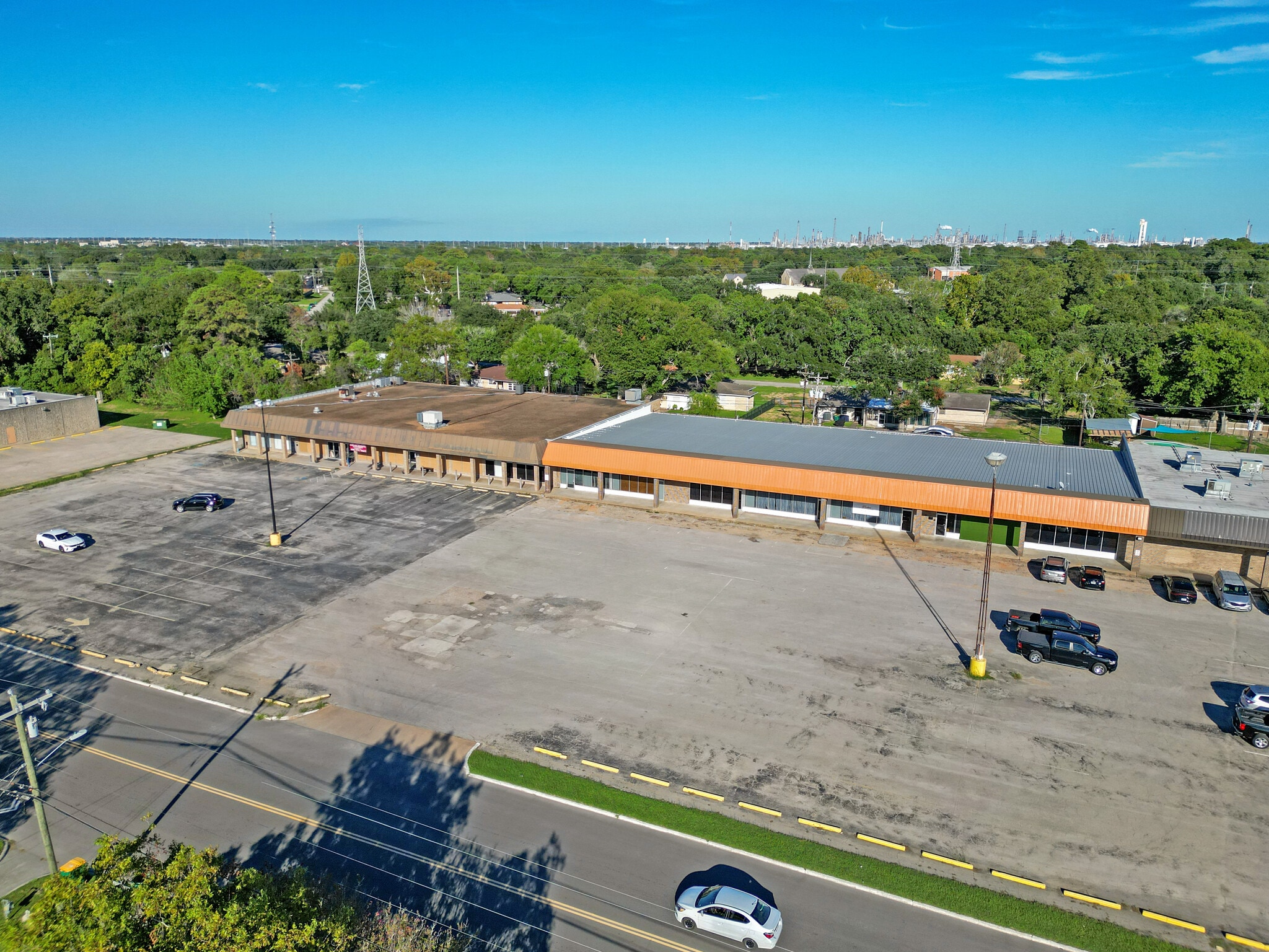 1017 Bayou Rd, La Marque, TX for Sale