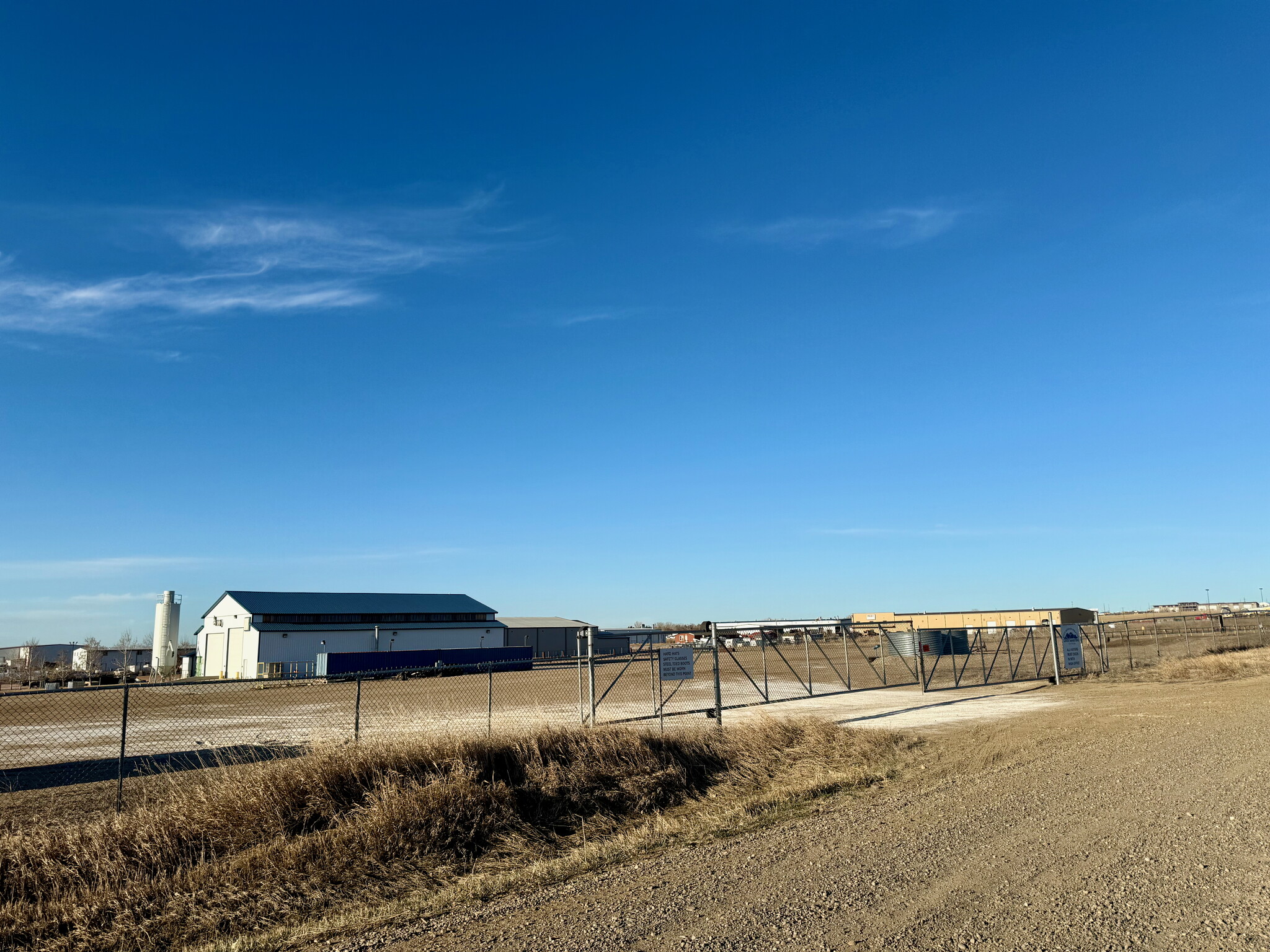 5201 Sunset Blvd, Williston, ND for Rent