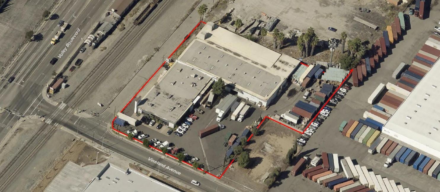 125 N Vineland Ave, City Of Industry, CA for Rent