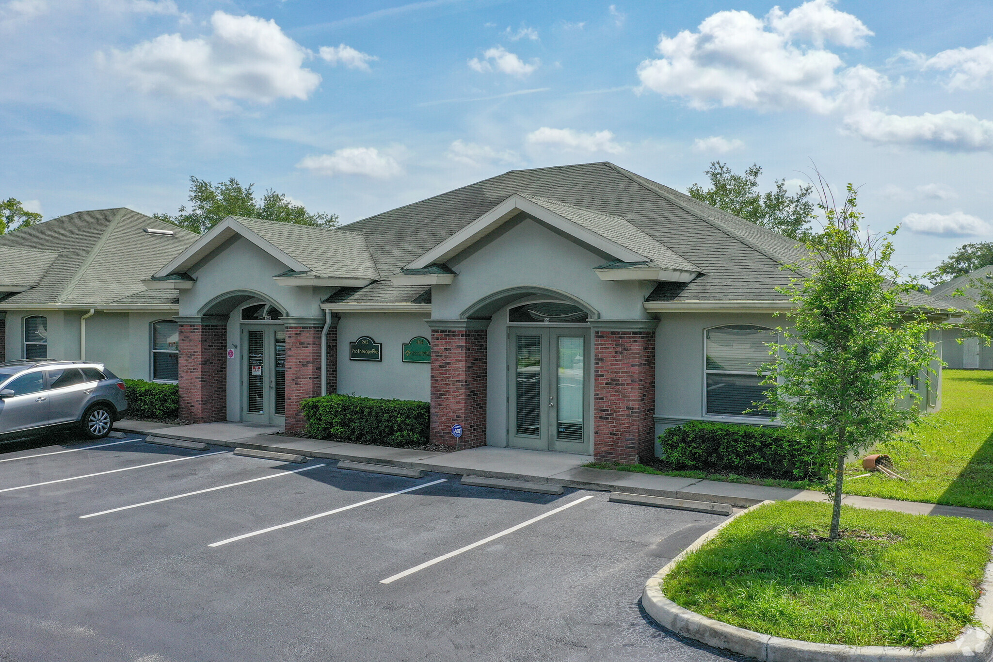 262-264 Crystal Grove Blvd, Lutz, FL for Rent