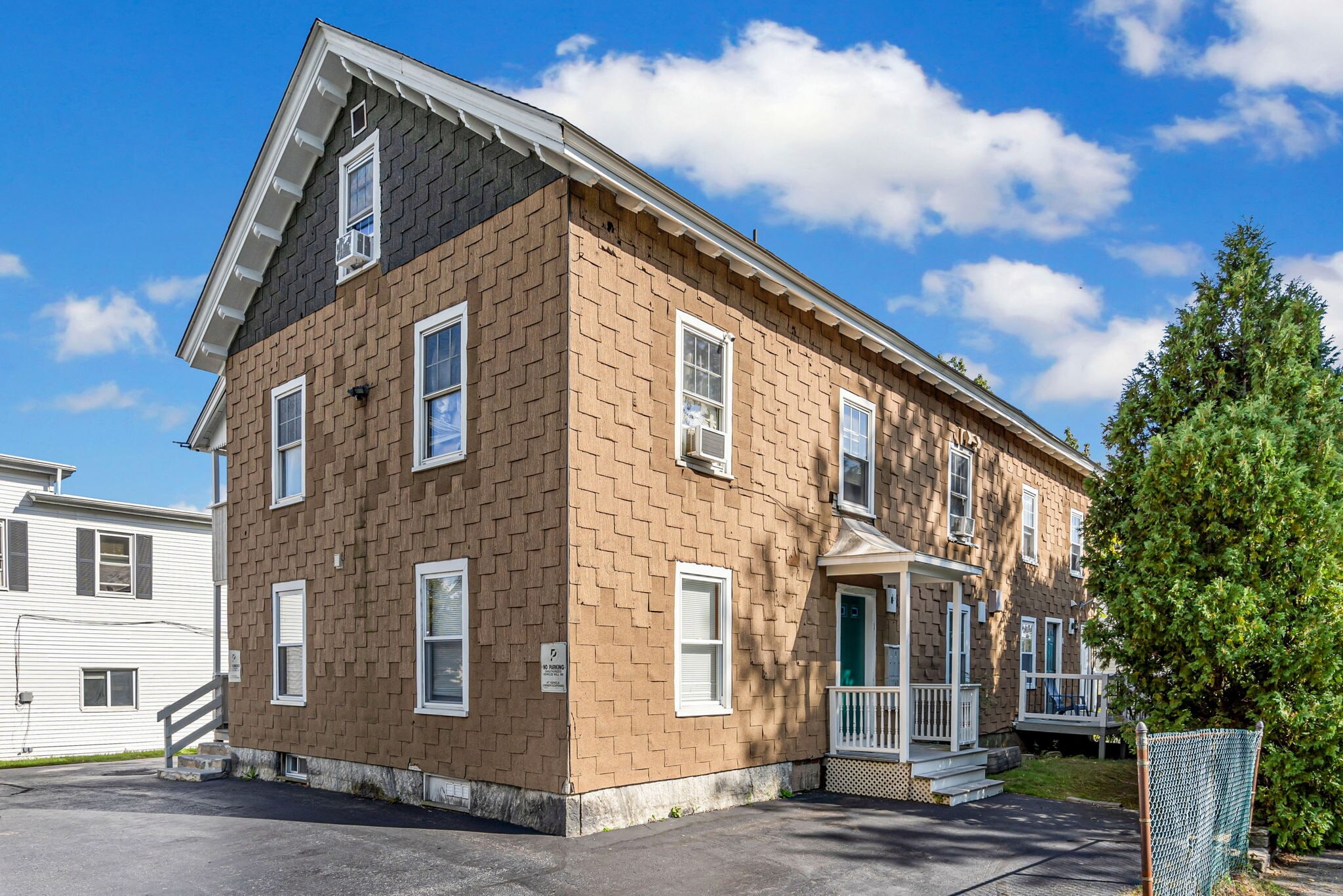 1 Ludlow St, Worcester, MA for Sale