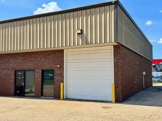 Huntley, IL Flex - 11917 Smith Dr