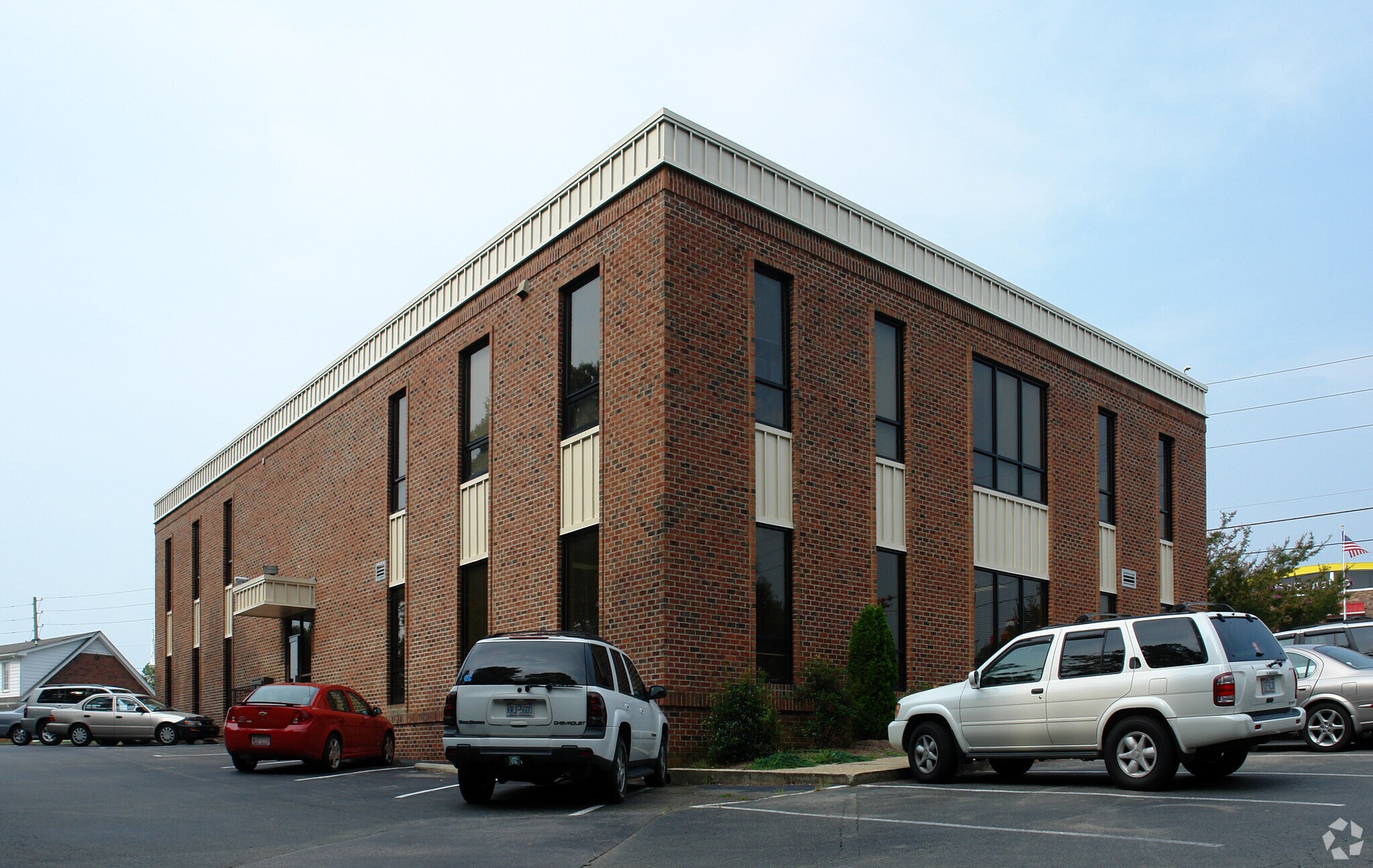 7320 Six Forks Rd, Raleigh, NC for Rent