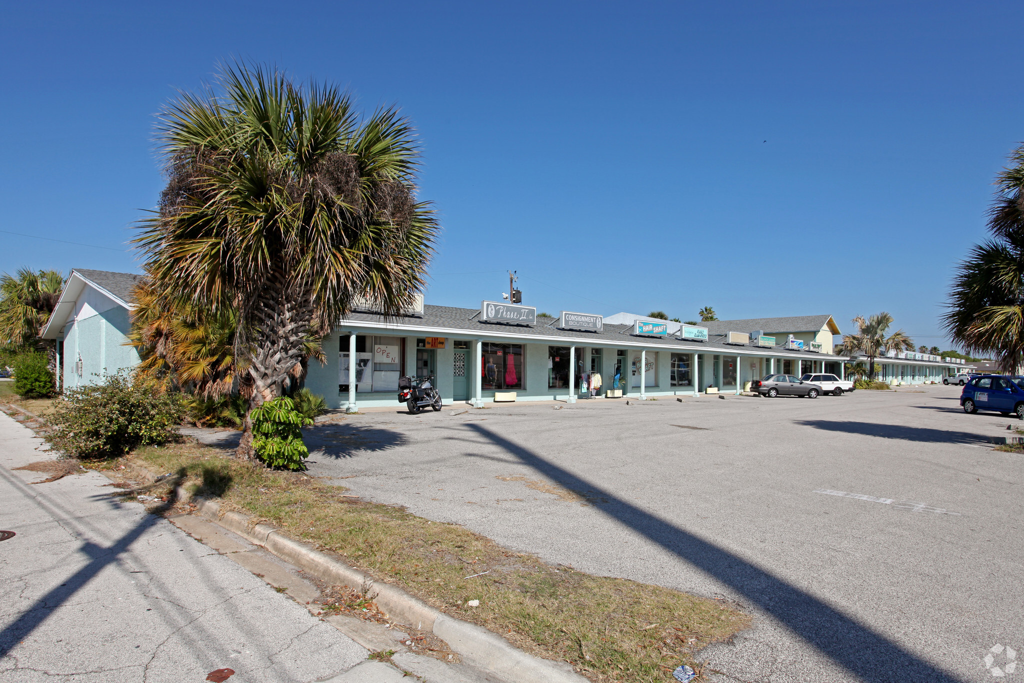 2-22 N Brevard Ave, Cocoa Beach, FL for Rent