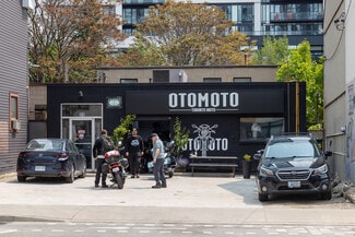 Toronto, ON Storefront - 99 River St