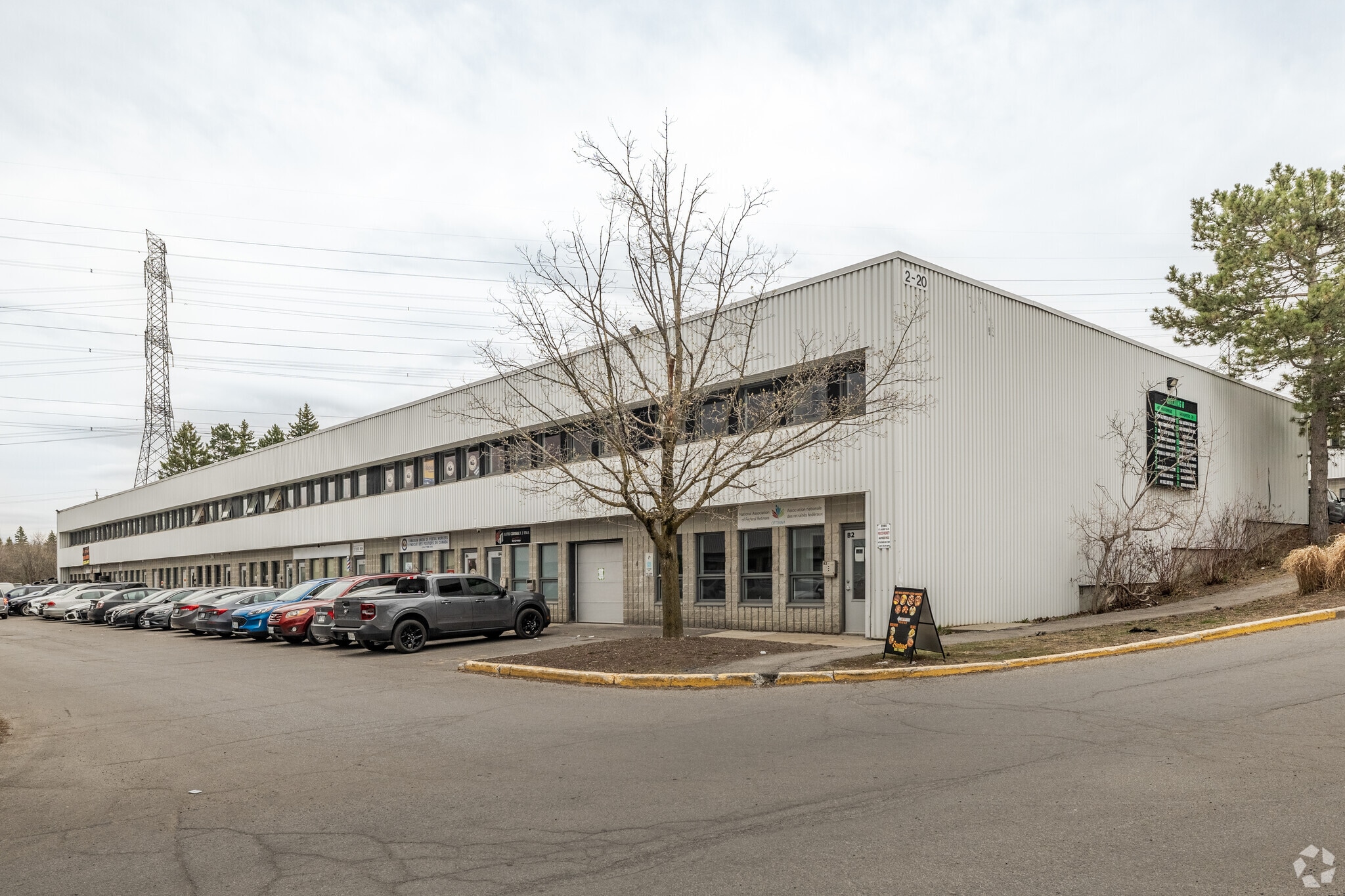 2285 St Laurent Blvd, Ottawa, ON for Sale