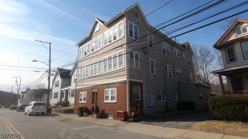281 S Main St, Wharton, NJ for Sale