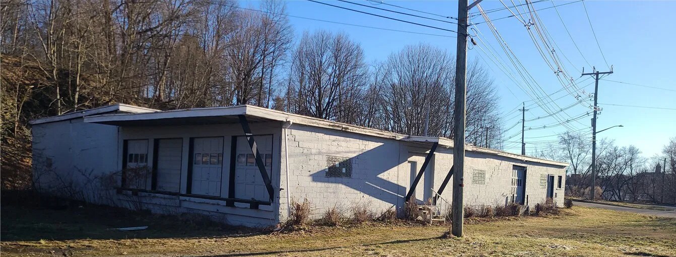 808 Allen St, Jamestown, NY for Sale