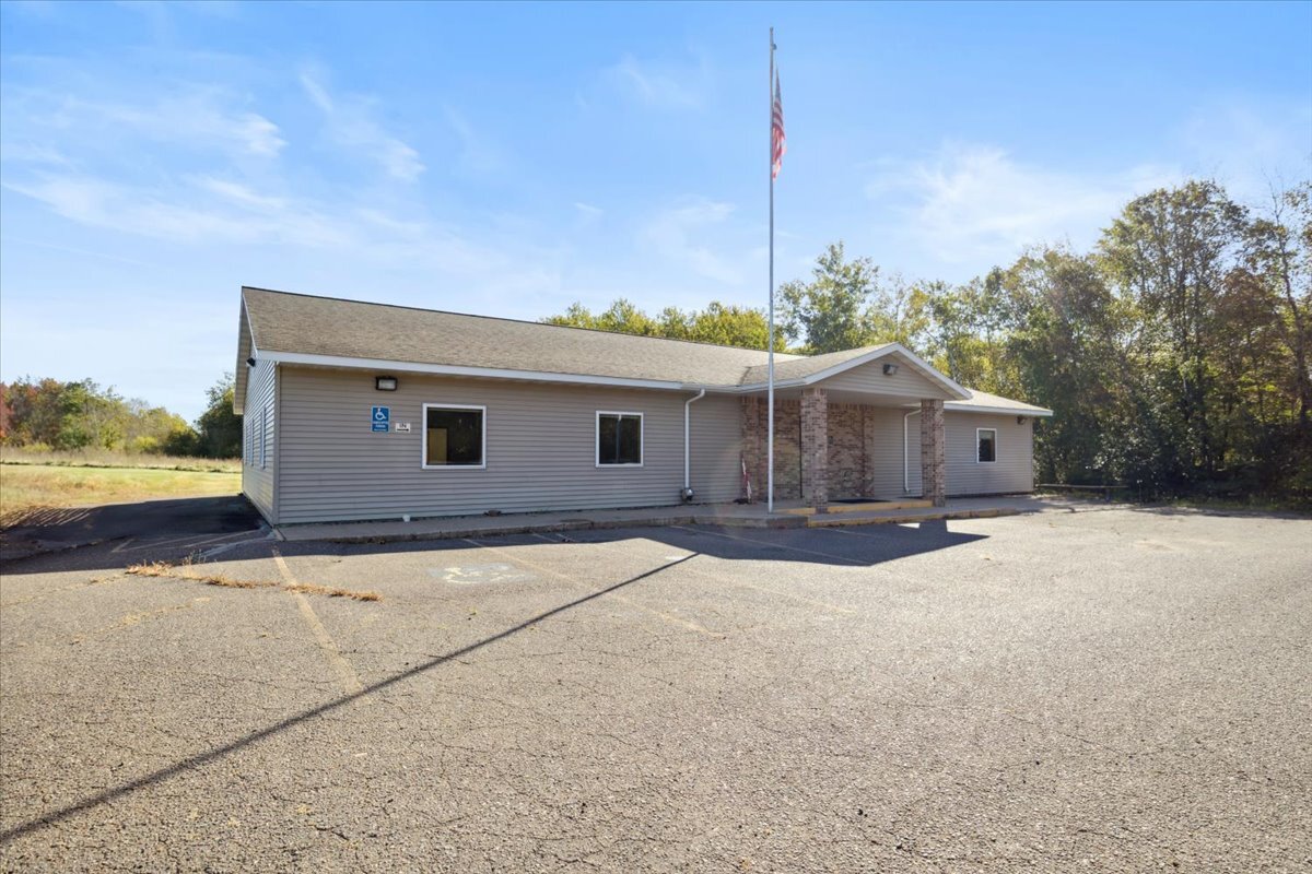 260 Morris Ave, Hinckley, MN for Sale