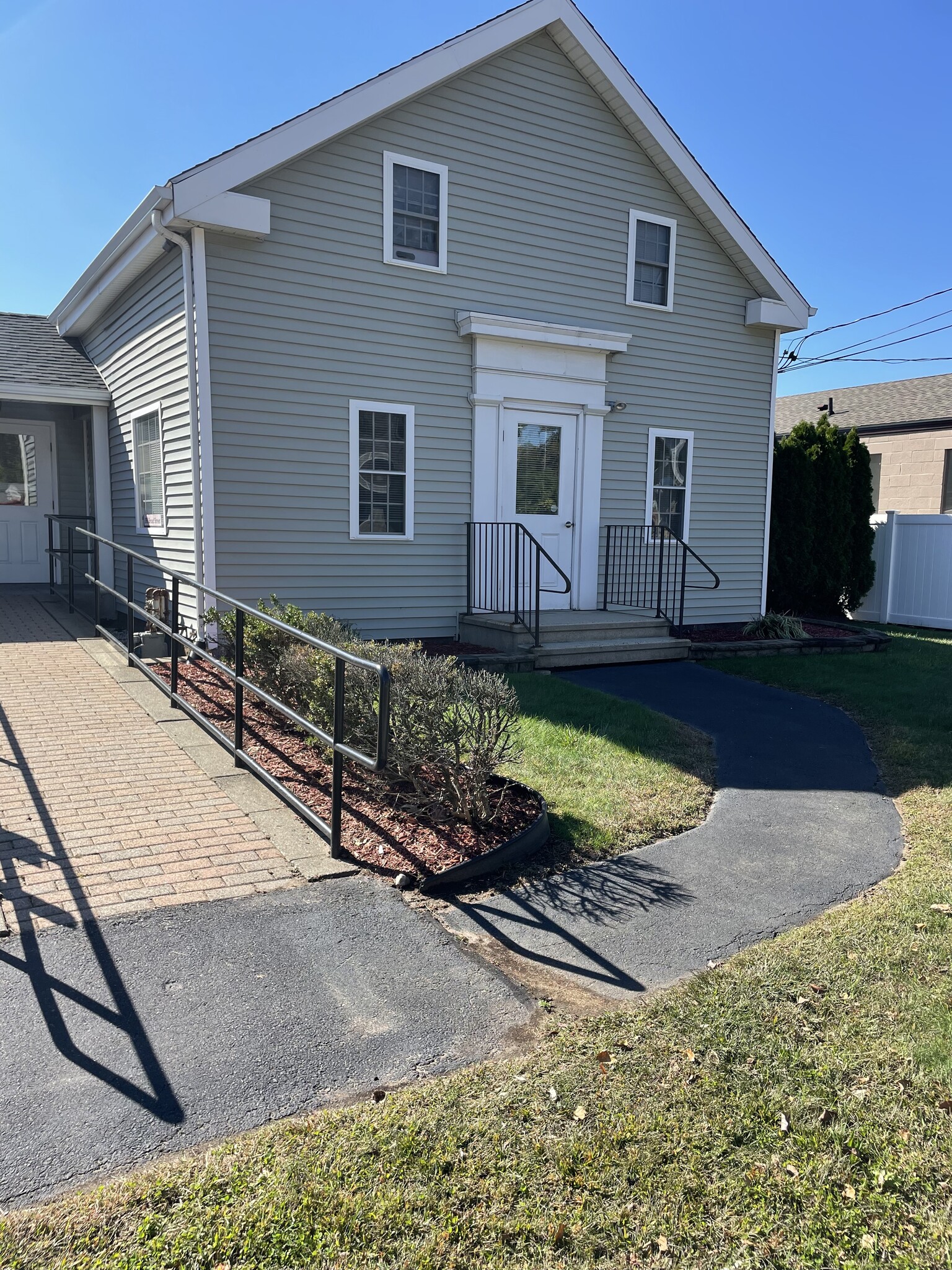 395 Broad St, Bristol, CT for Rent