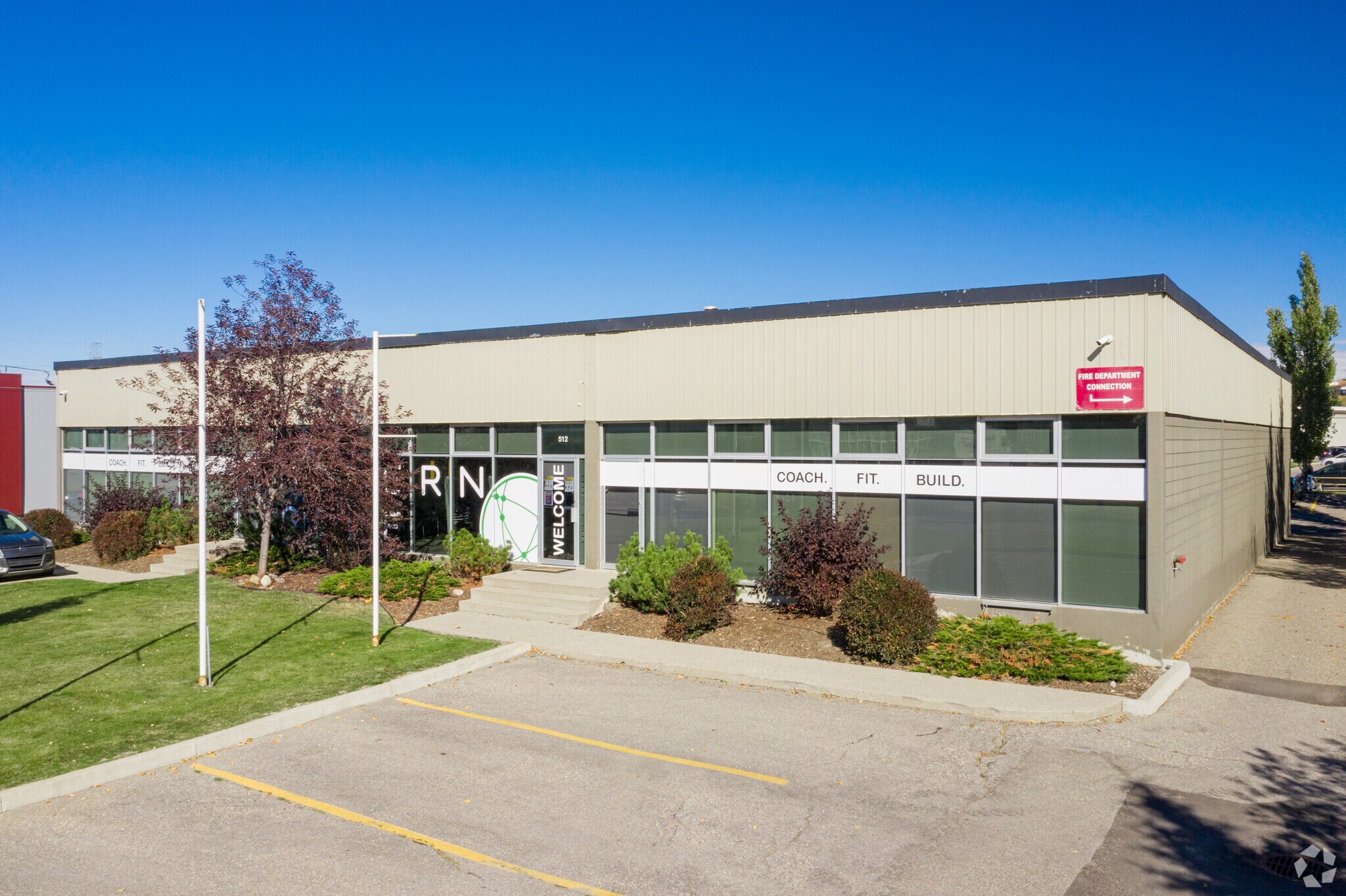 512 Manitou Rd, Calgary, AB for Rent