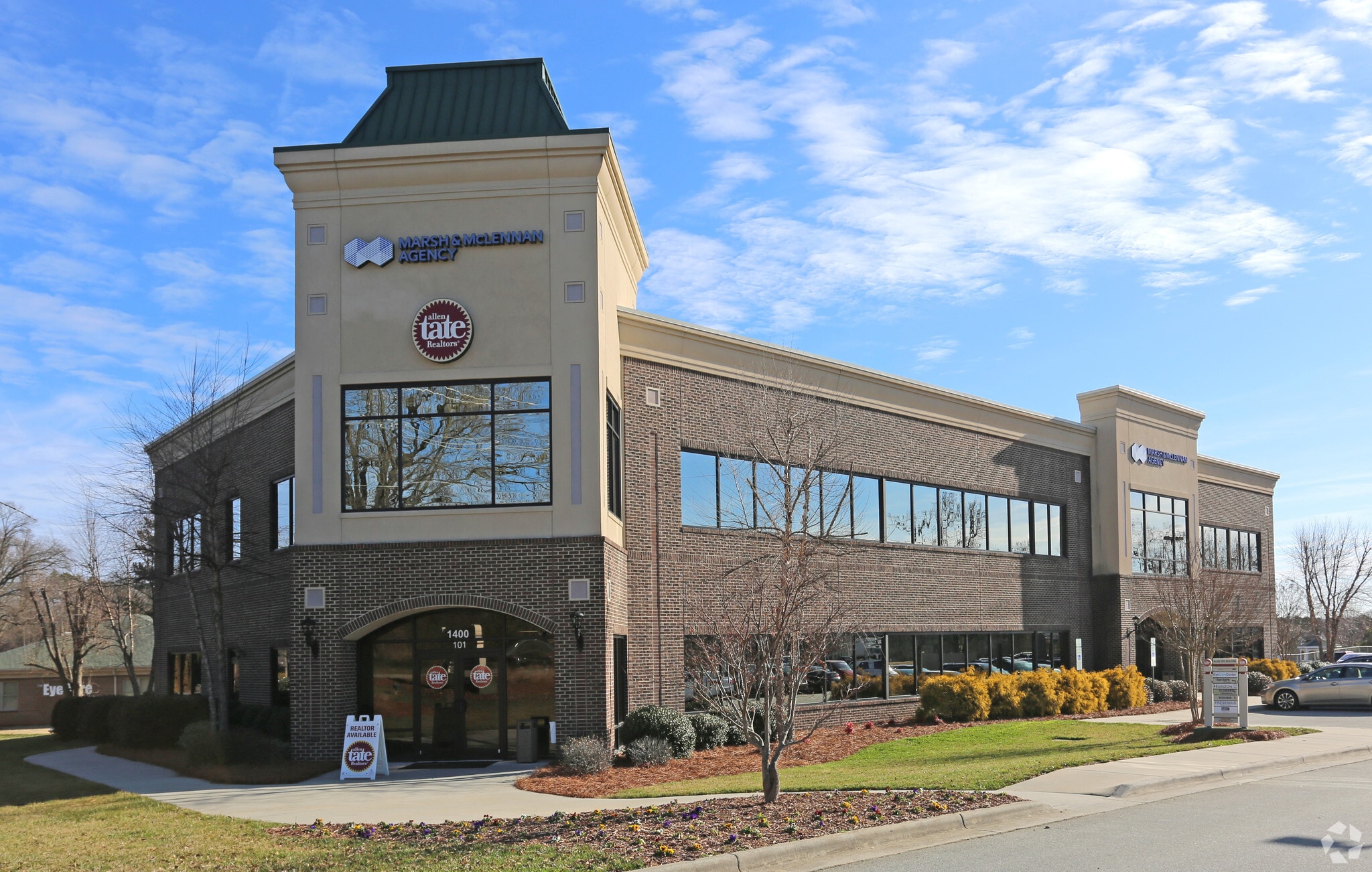 1400 Eastchester Dr, High Point, NC for Rent