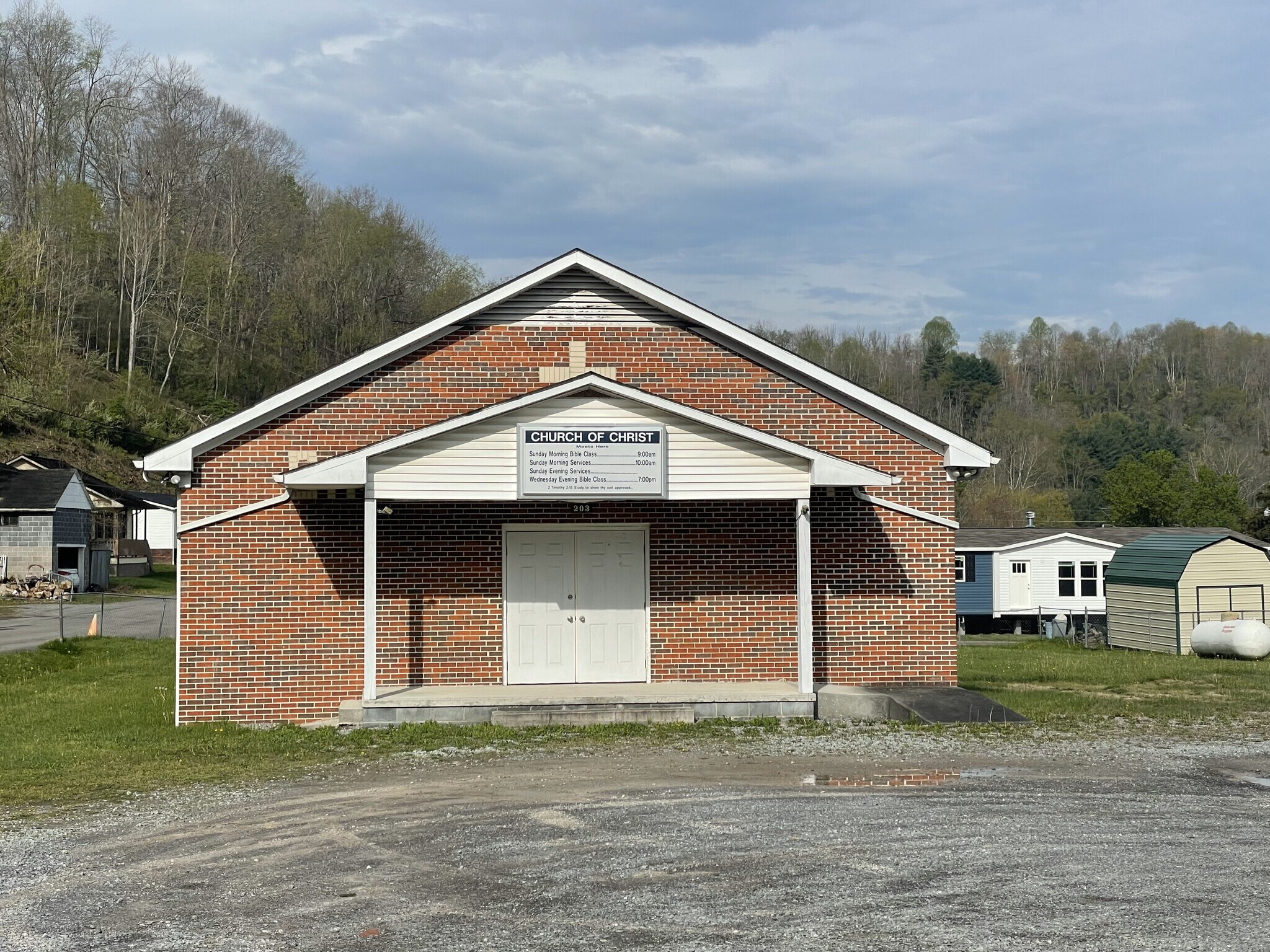 203 Henderson St, Richlands, VA for Sale