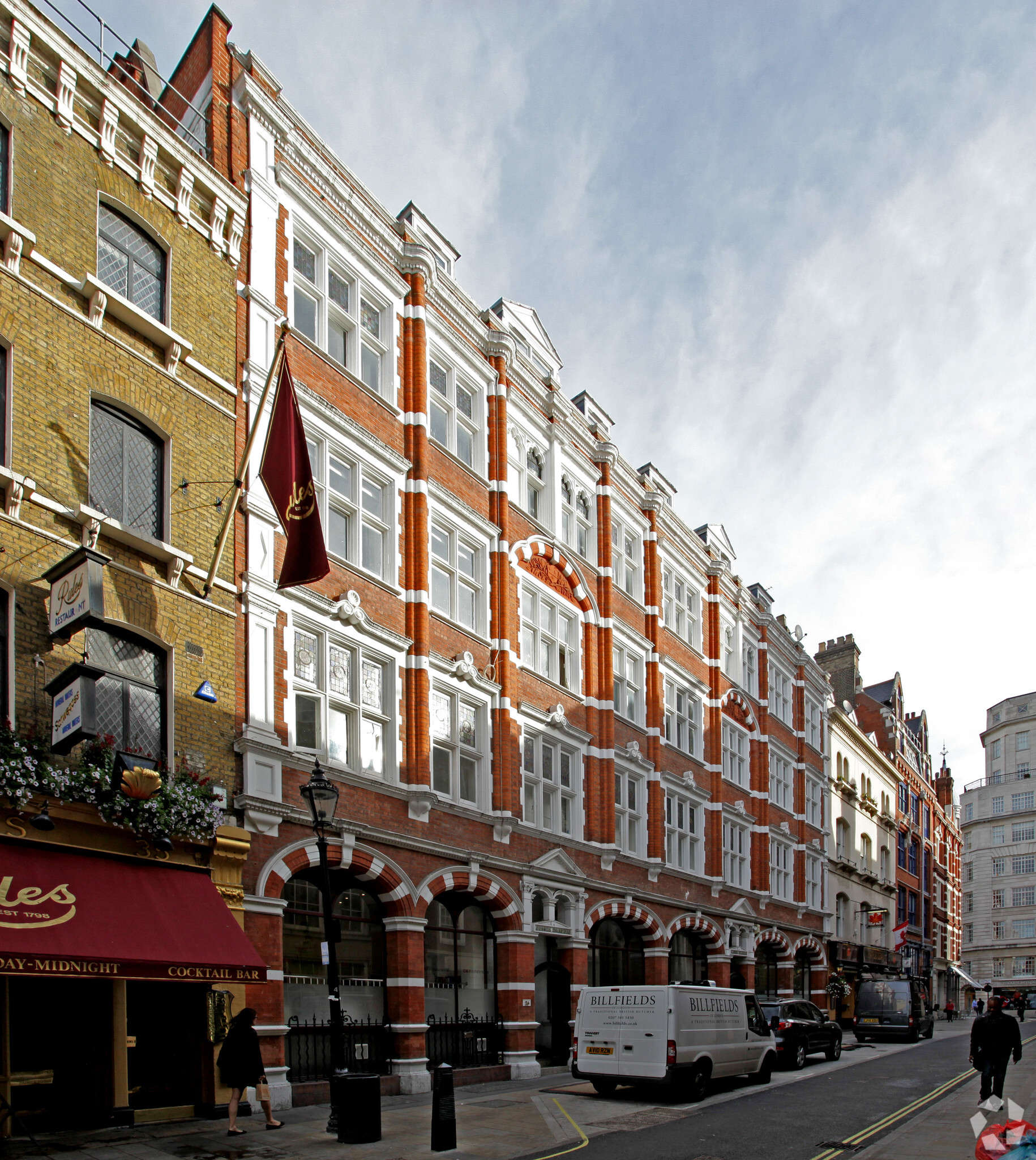 36-37 Maiden Ln, London, LND for Rent