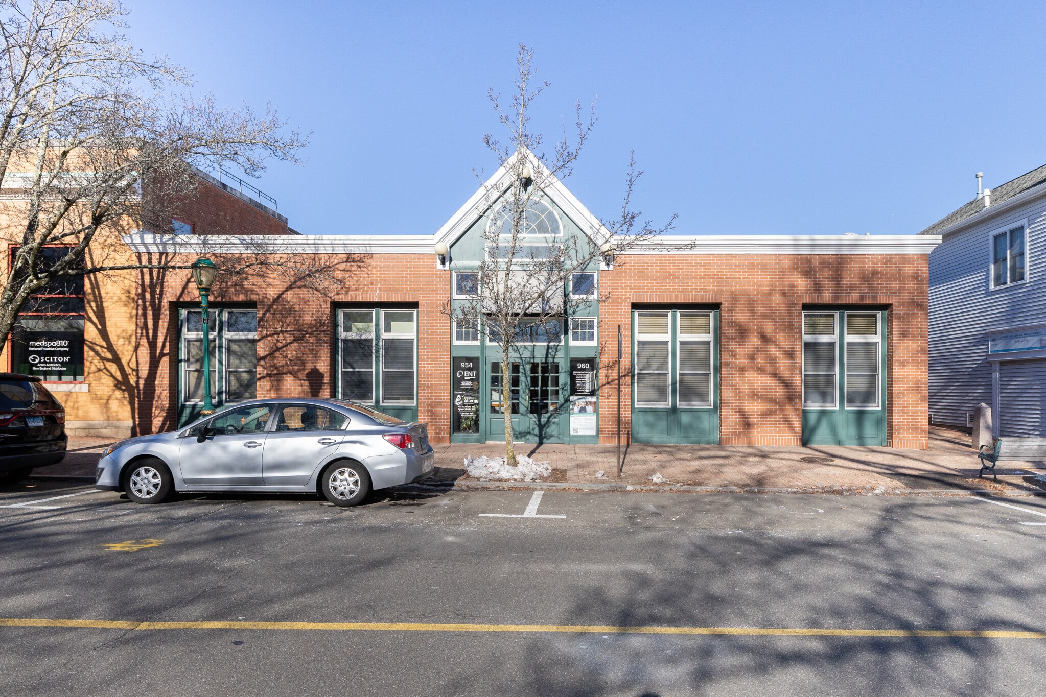 954-960 Main St, Branford, CT for Sale
