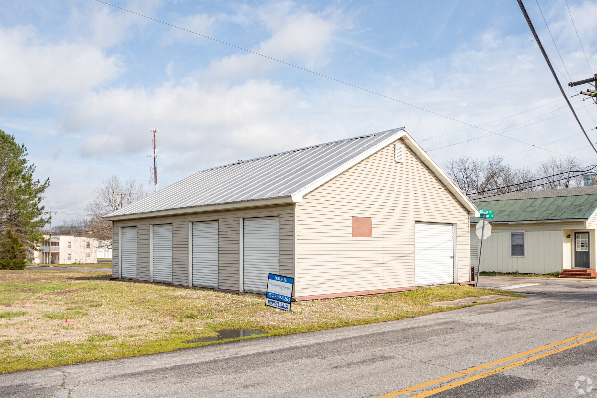 300 Wilson Ave, Wakefield Sussex, VA for Sale