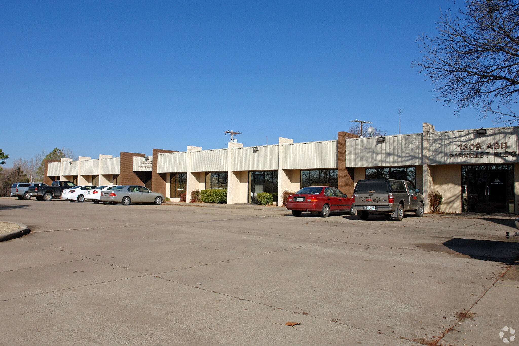 1309-1313 W Ash Ave, Duncan, OK for Sale