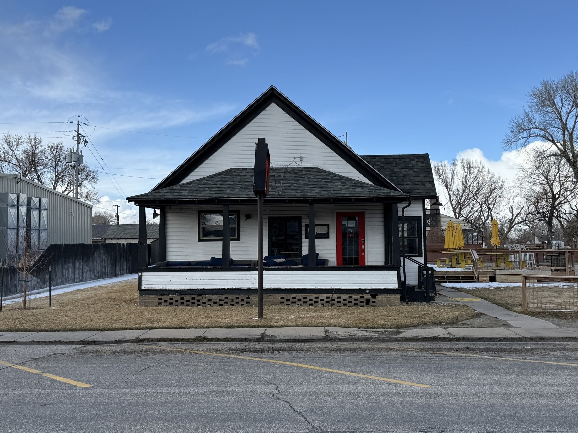 110 E Main Ave, Saratoga, WY for Sale