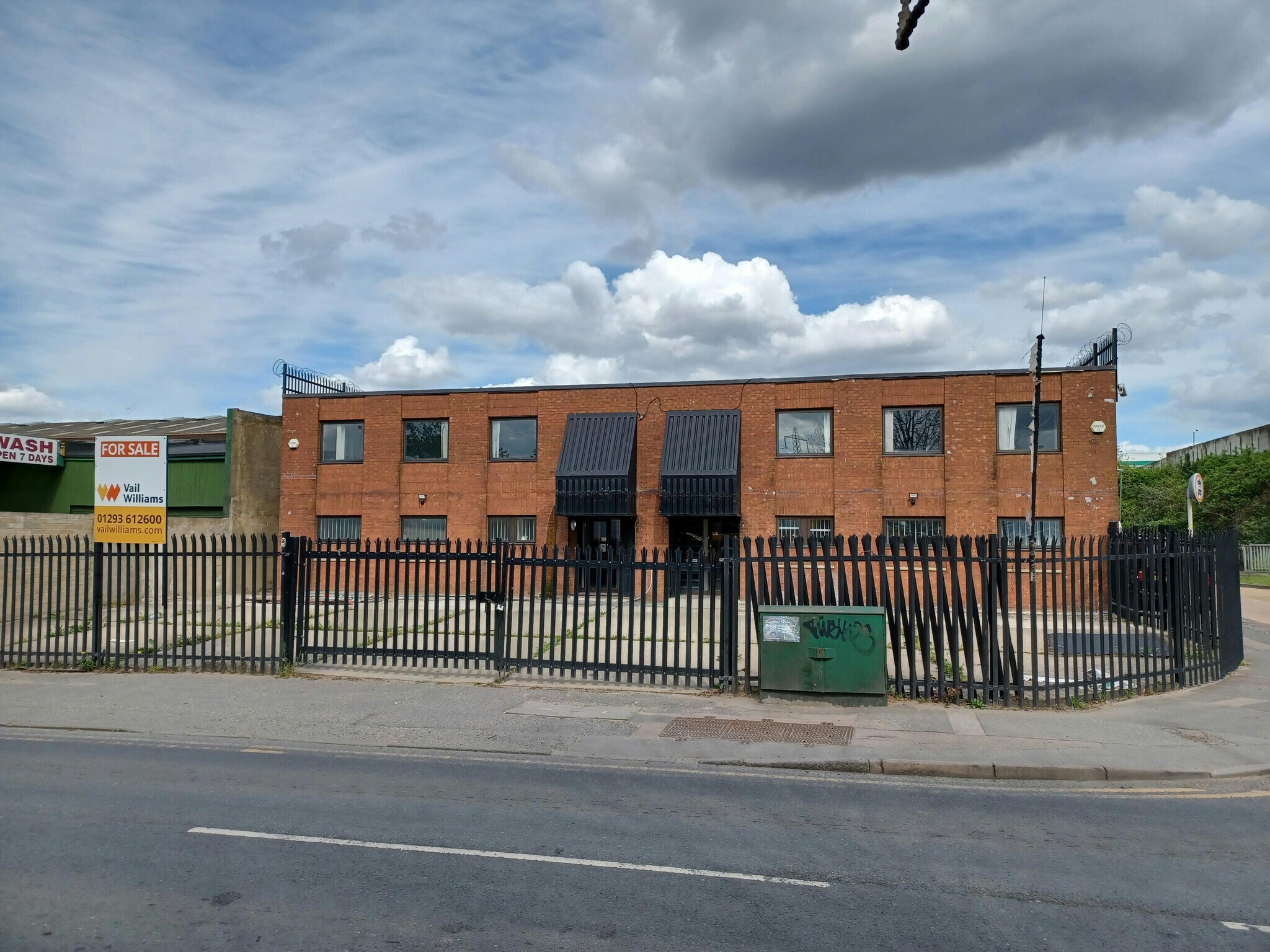 144-146 Beddington Ln, Croydon, LND for Sale