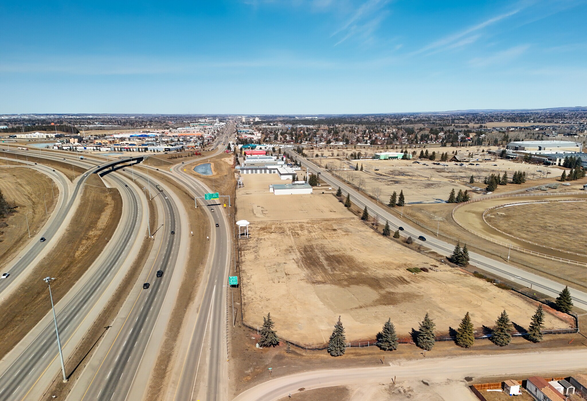 1702-1738 49 Av, Red Deer, AB for Sale