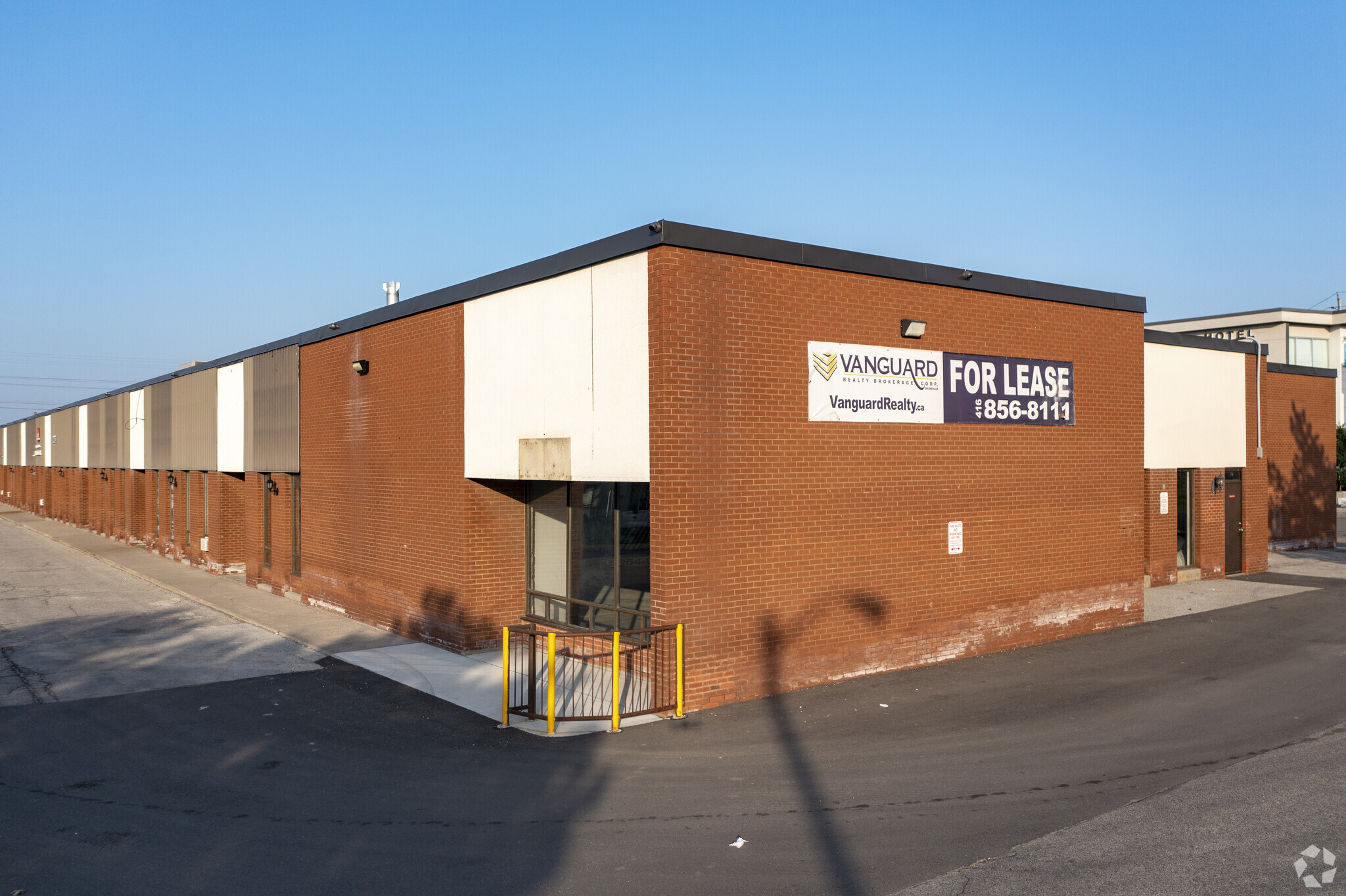 20-baywood-rd-toronto-on-m9v-3y8-industrial-property-for-lease-on