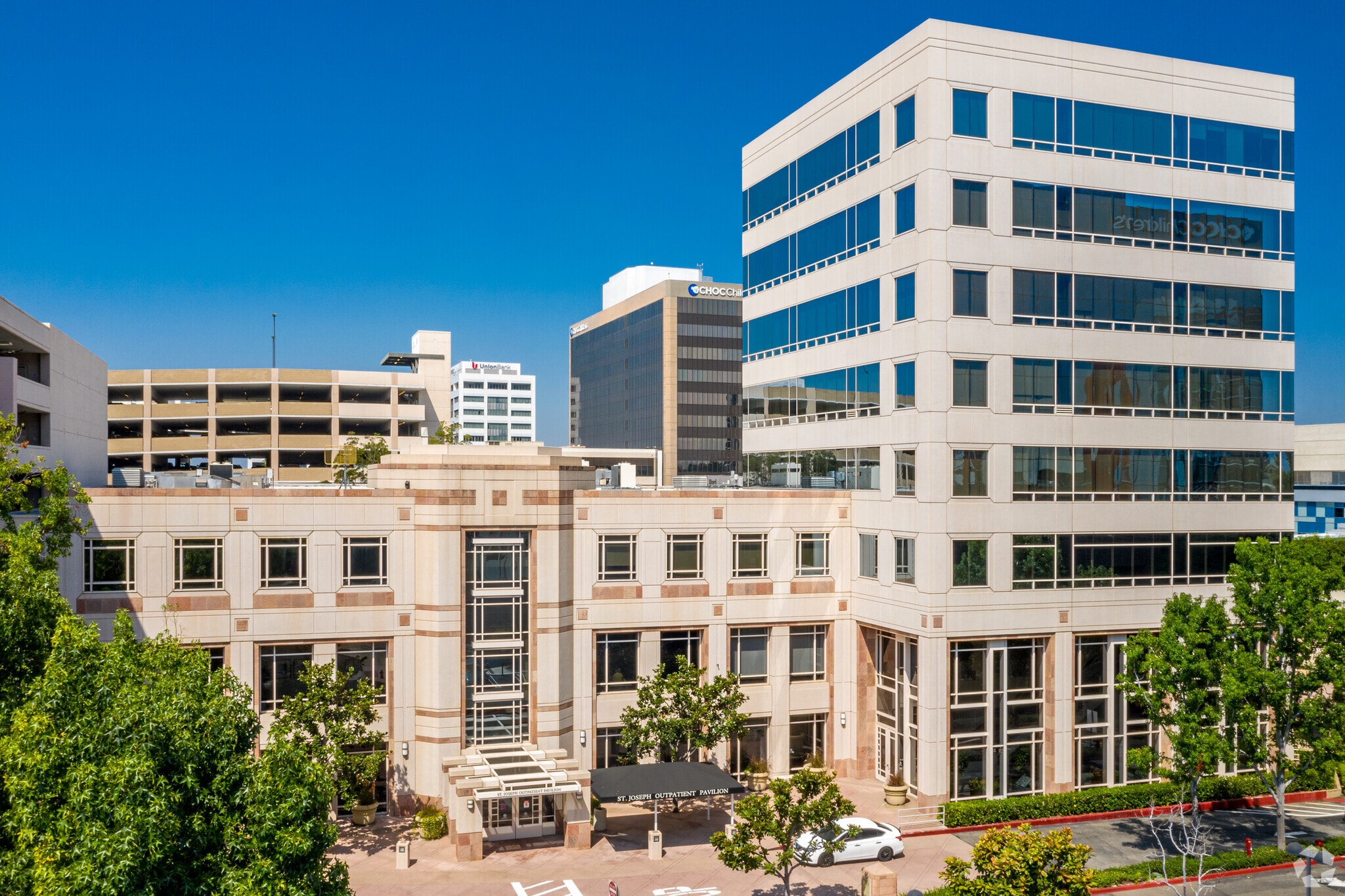 1140 W La Veta Ave, Orange, CA for Rent