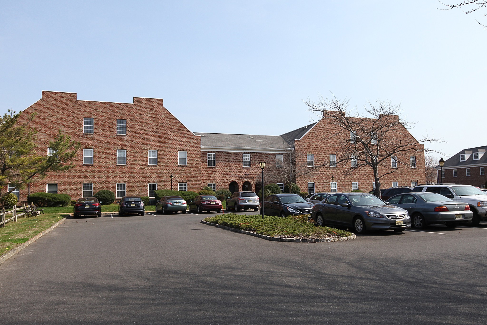 179 Avenue at the Cmn, Shrewsbury, NJ for Rent