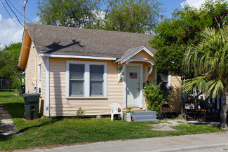 Corpus Christi, TX Apartments - 1221-1227B Fifth St