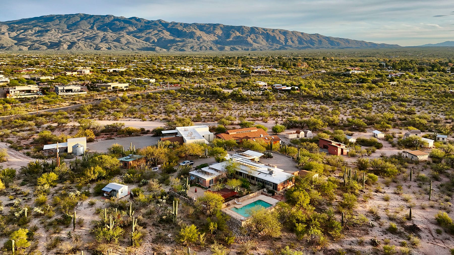2751 N Soldier Trl, Tucson, AZ for Sale