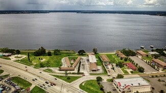 Sebring, FL Apartments - 1025 Lakeview Dr