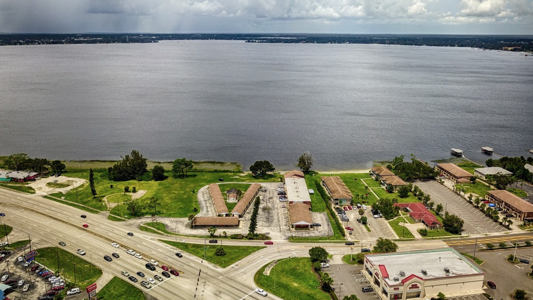1025 Lakeview Dr, Sebring, FL for Sale