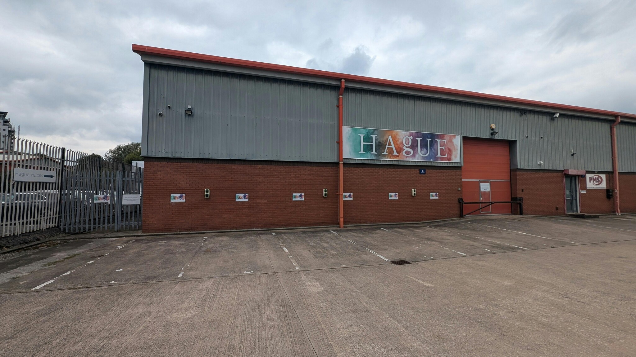Modwen Rd, Salford, GTM for Rent