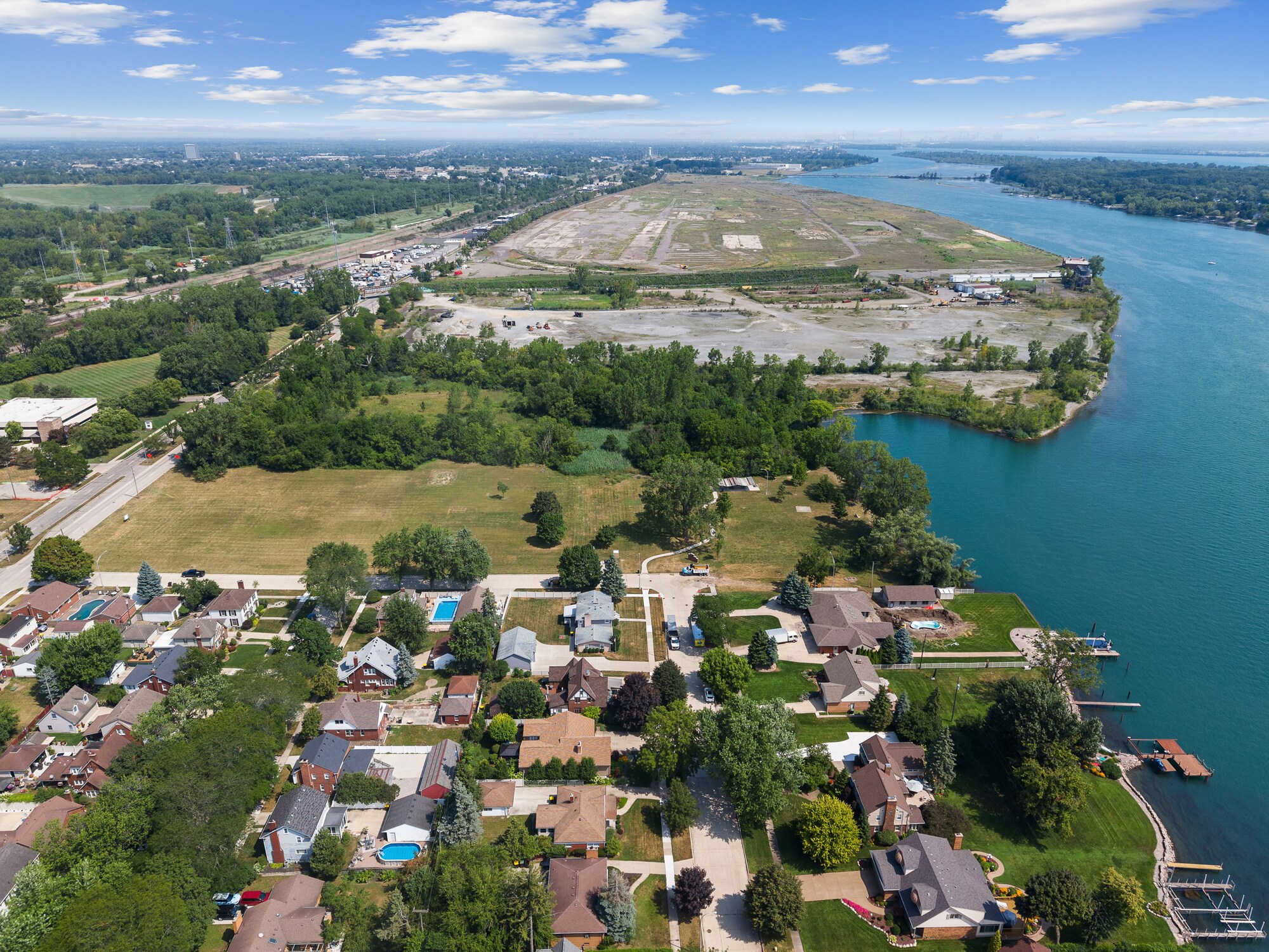 1649 Jefferson Ave, Trenton, MI for Sale